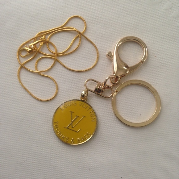 Louis Vuitton 3-way Handbag Charm-Key Chain Neck… - Picture 2 of 9